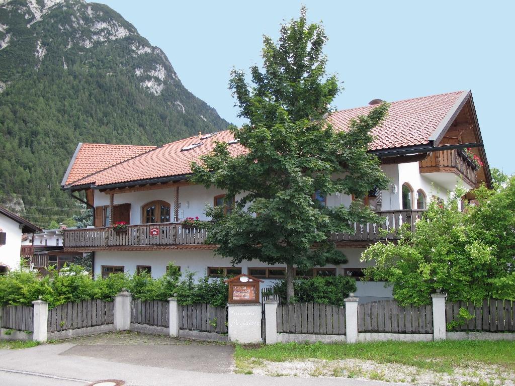 Ferienhaus Magdalena 미텐발트 외부 사진